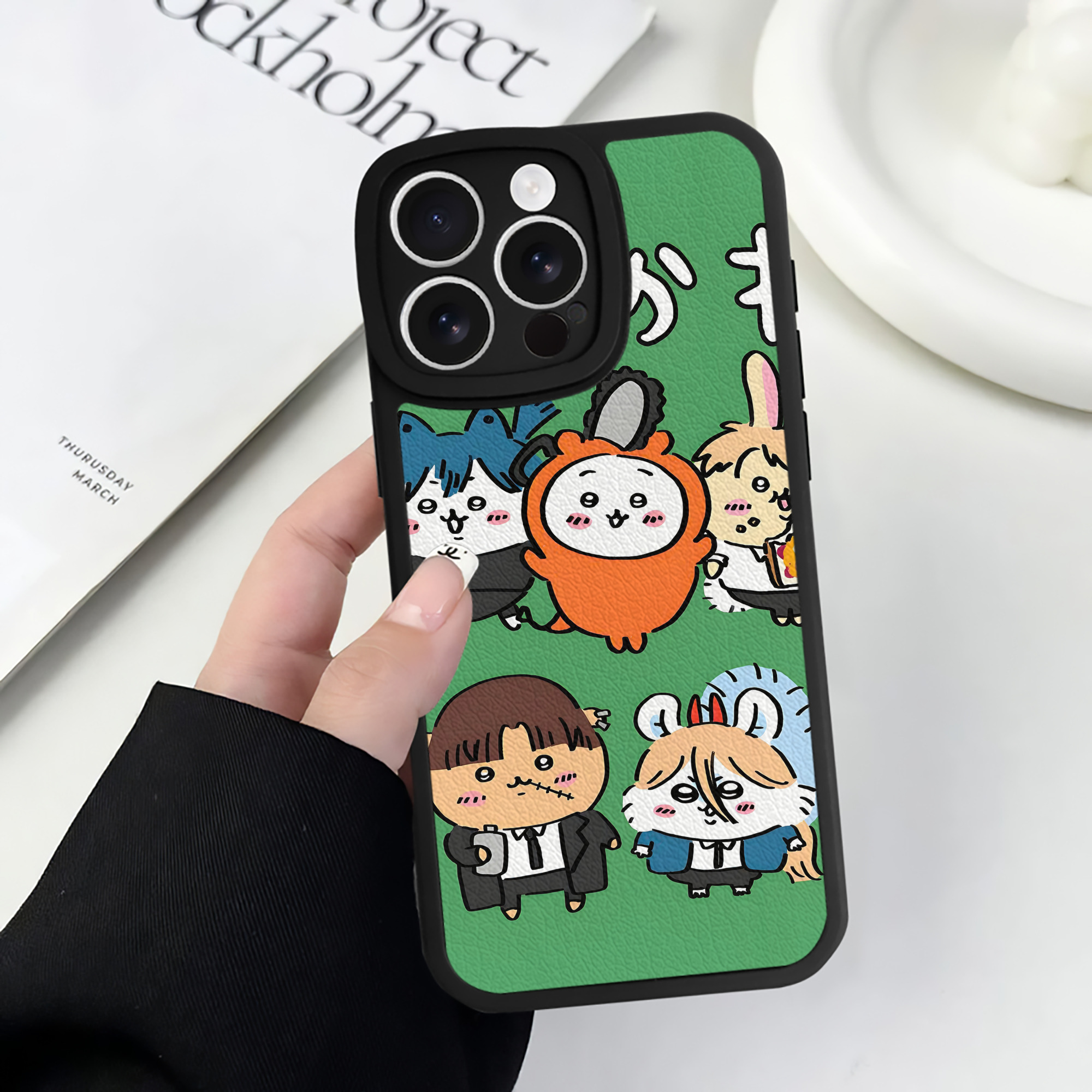 （画像用） ちいかわ Chii-kawa 【iPhone 16シリーズ対応】シリコンスマホケース（レザー調） 材質：シリコン